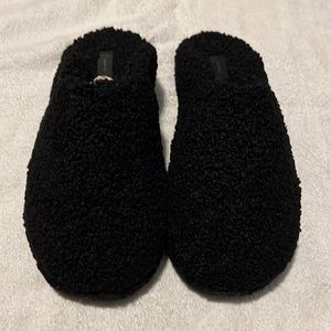 SKIMS Shoes Skims Teddy Slipper Size 39 Poshmark